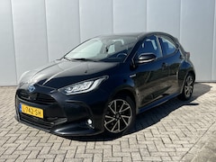 Toyota Yaris - 1.5 Hybrid Business Plus Navigatie Camera Clima Led Koplampen Lm Velgen Dab ACC Keyless NL