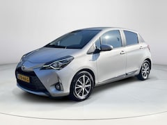 Toyota Yaris - 1.5 Hybrid Y20 | Navigatie | Parkeersensoren | Licht metalen velgen | Keyless entry |