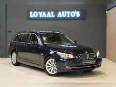 BMW 5-serie Touring - 523i | CRUISE | PDC | STOELVER. | NAVI | AIRCO | APK | START/STOP | ELEK. RAMEN