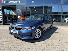 BMW 3-serie Touring - 320e High Executive *Laser Koplampen