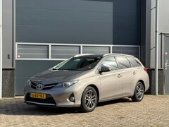 Toyota Auris Touring Sports - 1.6 Aspiration bj.2014 Camera|Navi|Clima|OH historie