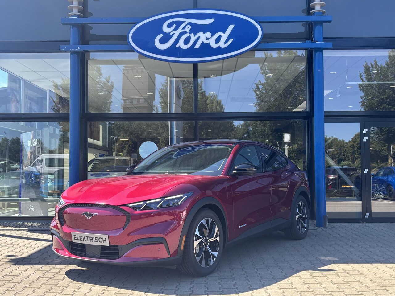 Ford Mustang Mach-E - Standard RWD 73 kWh Direct Leverbaar | €5000- Ford Voordeel - AutoWereld.nl