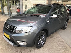 Dacia Sandero Stepway - 0.9 TCe SL Parkeersensoren achter | Navi