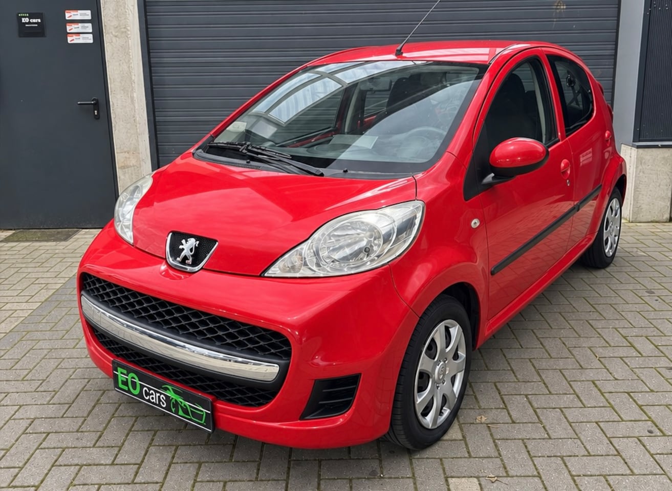 Peugeot 107 - 1.0-12V XS Carplay Nieuwe APK Airco 5d - AutoWereld.nl
