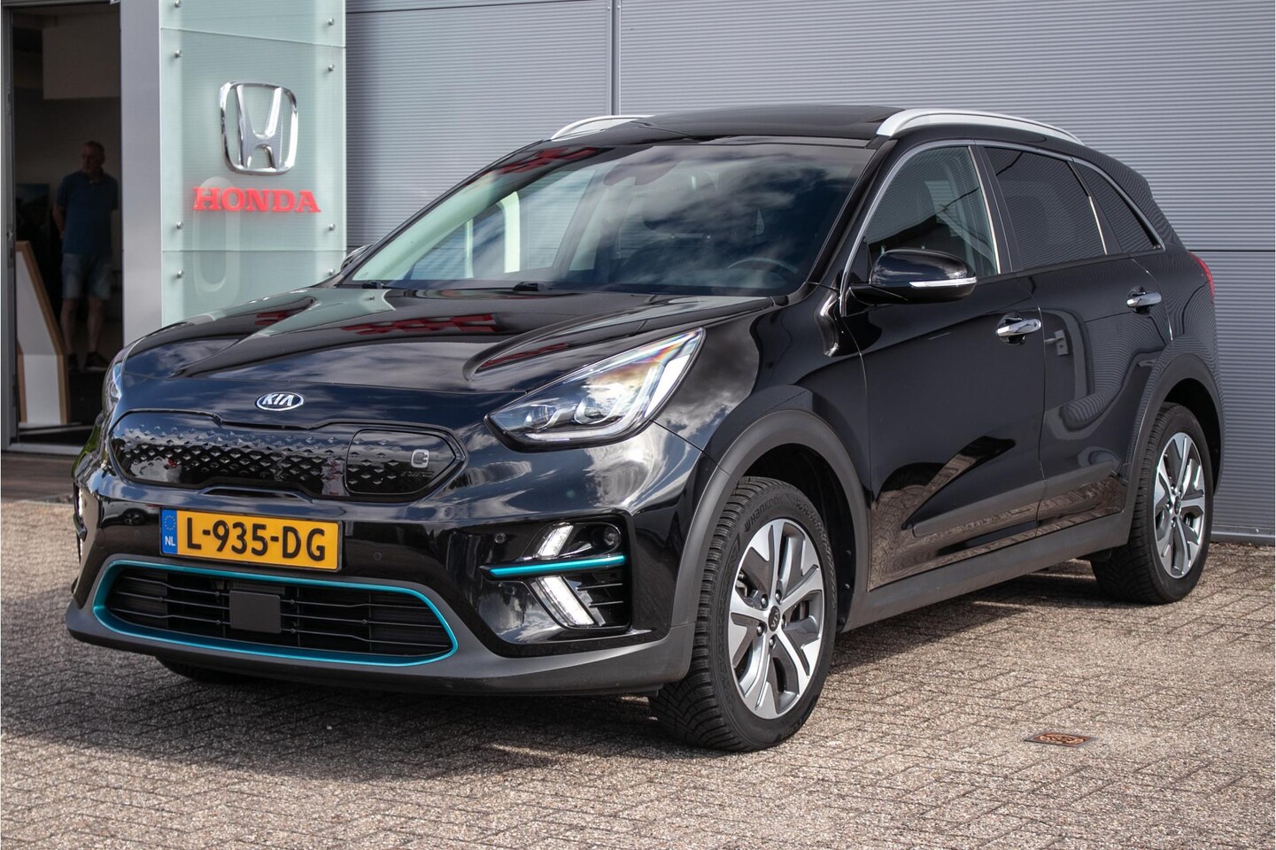Kia e-Niro - DynamicPlusLine 64 kWh -SOH 97% | 3 Fase | schuif/-kanteldak | Stoel+stuurverw. | Nav - AutoWereld.nl