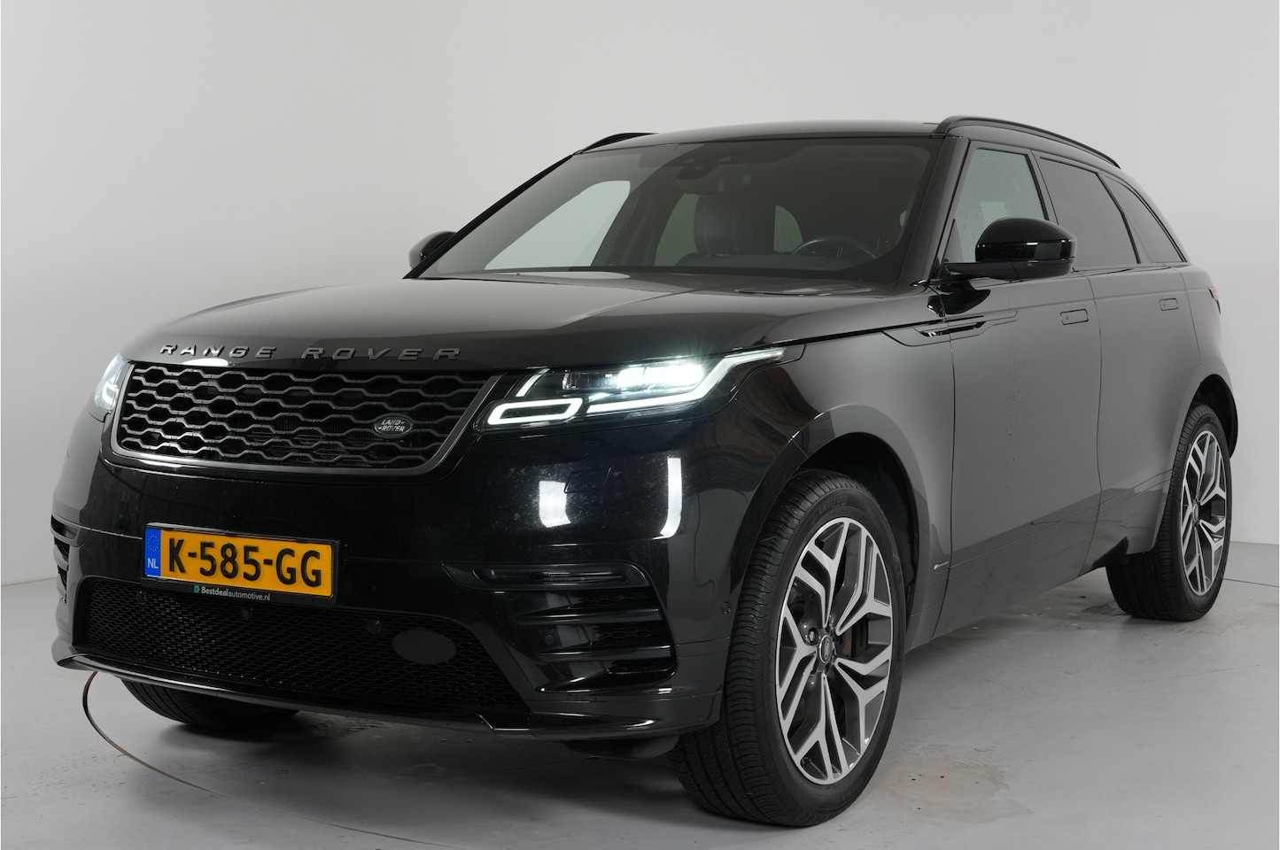 Land Rover Range Rover Velar - 2.0 I4 Turbo 300 pk AWD R-Dynamic SE | Pano | Trekhaak | Leder | Massage | Inparkeer |e | - AutoWereld.nl