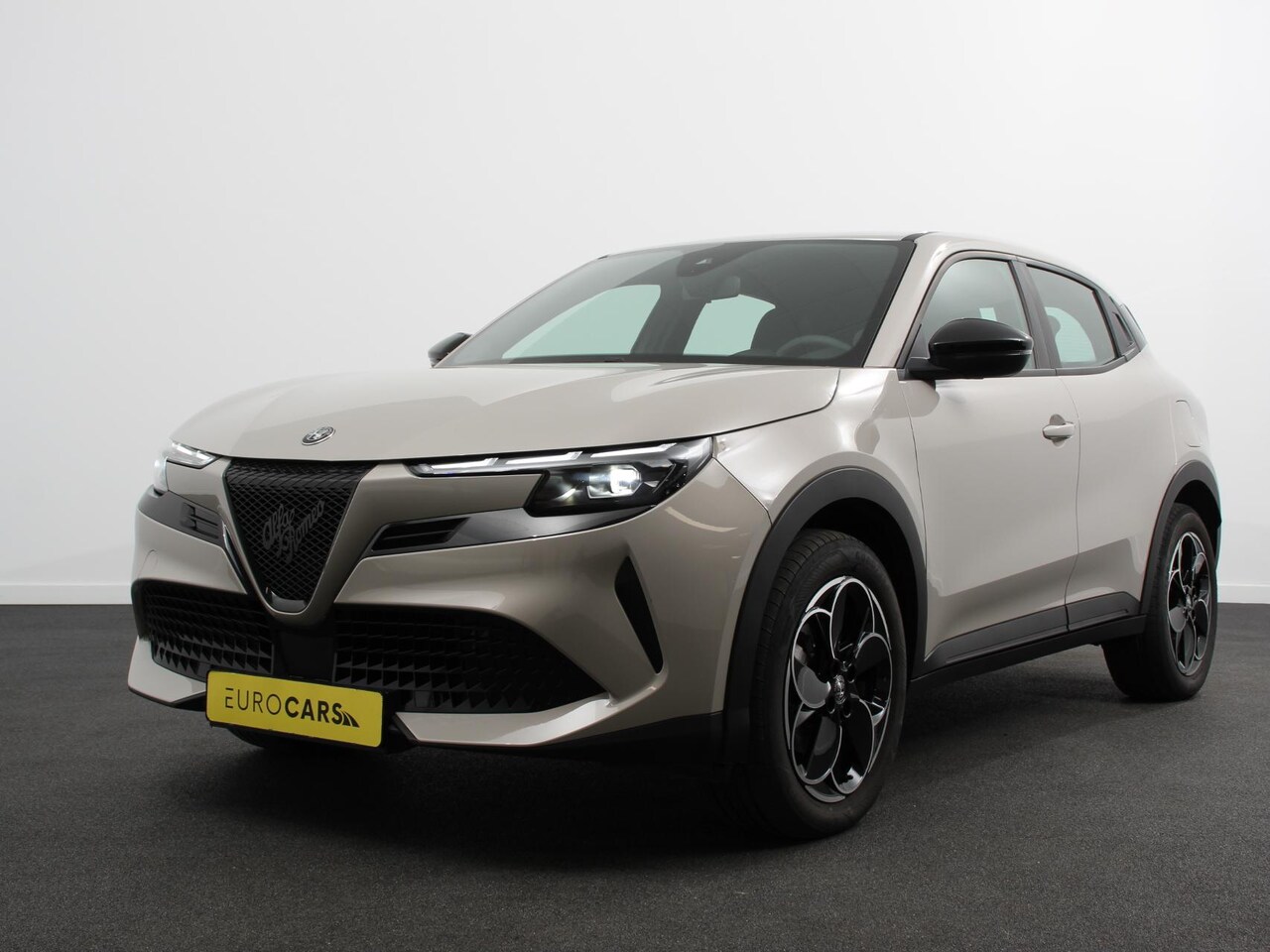 Alfa Romeo Junior - Elettrica Automaat 156PK DEMO ! Adaptieve Cruise Control LMV 18 inch Full Led Matrix Parke - AutoWereld.nl