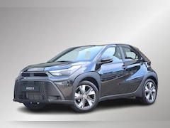 Toyota Aygo X - Hybrid 115 play, Go Pack Nieuw en snel leverbaar (december 2026) met €1.750, - inruilvoord