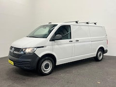 Volkswagen Transporter - 2.0 TDI L2H1 Airco Cruise Control Trekhaak Parkeersensoren 2x schuifdeur Stoelverwarming