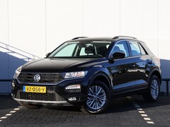 Volkswagen T-Roc - 1.0 TSI Style 115 PK | Dealer onderhouden | Camera | Navigatie | Afneembare trekhaak | Ada