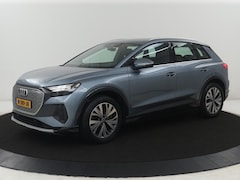 Audi Q4 e-tron - 40 Launch edition Advanced 77 kWh | SOH 89, 7% | Cruise control | Stoelverwarming | Park a