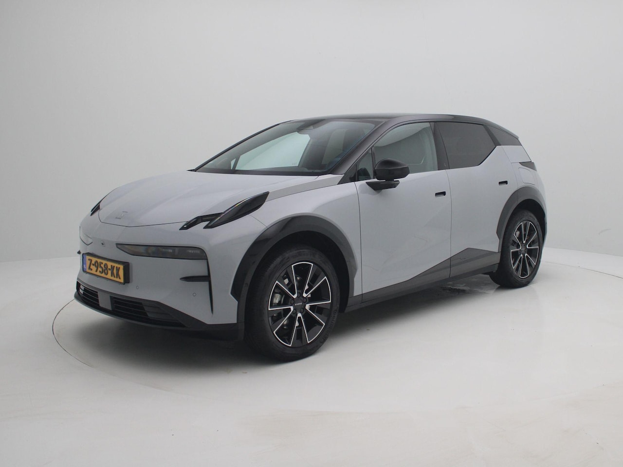ZEEKR X - RWD Long Range 69 kWh | Apple Carplay/Android Auto | Panoramadak | Camera | Lichtmetalen V - AutoWereld.nl