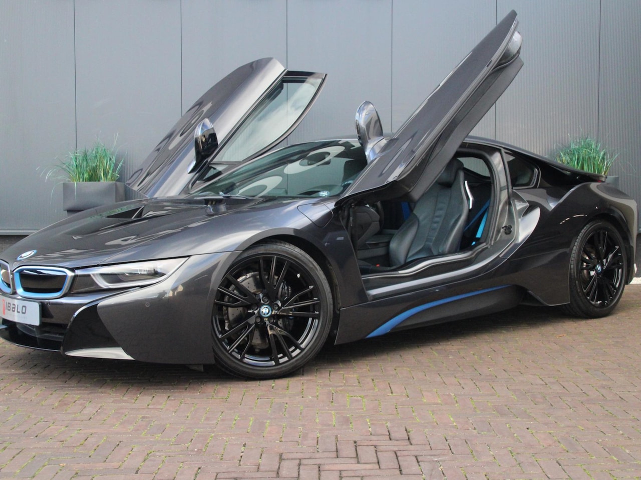 BMW i8 - Pure Impulse | BTW | Harman-Kardon | Surround View | - AutoWereld.nl