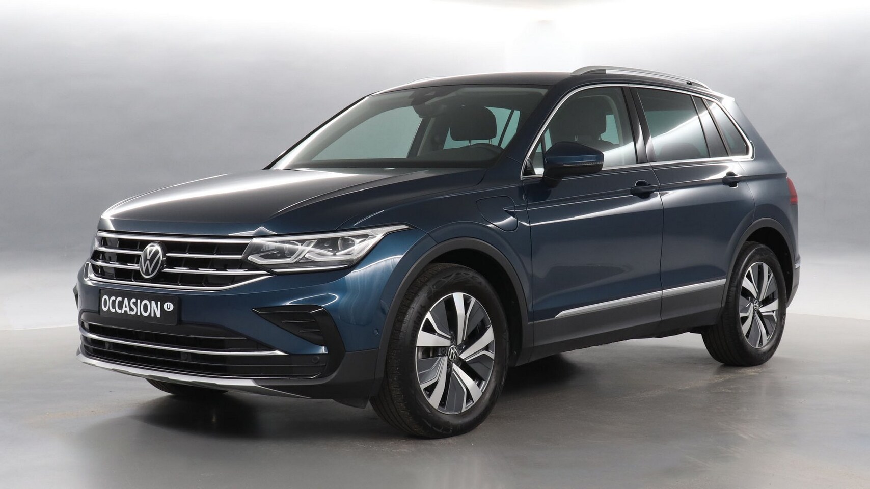 Volkswagen Tiguan - 1.4 TSI 245pk DSG eHybrid Elegance / 86% SOH / Navigatie / Matrix LED / Carplay - AutoWereld.nl