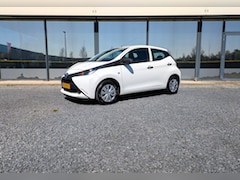 Toyota Aygo - 1.0 VVT-i x-fun | 5 deurs | Airco | Bluetooth