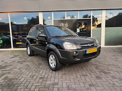 Hyundai Tucson - 2.7i V6 4WD Style Automaat / Nieuwe Distributieriem + waterpomp / Leer