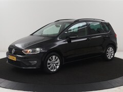 Volkswagen Golf Sportsvan - 1.2 TSI Highline | Adaptive cruise | Stoelverwarming | Climate control | Park assist | Nav