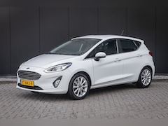 Ford Fiesta - 1.0 EcoBoost Titanium | Trekhaak | Parkeer-camera | Apple carplay / Andriod auto