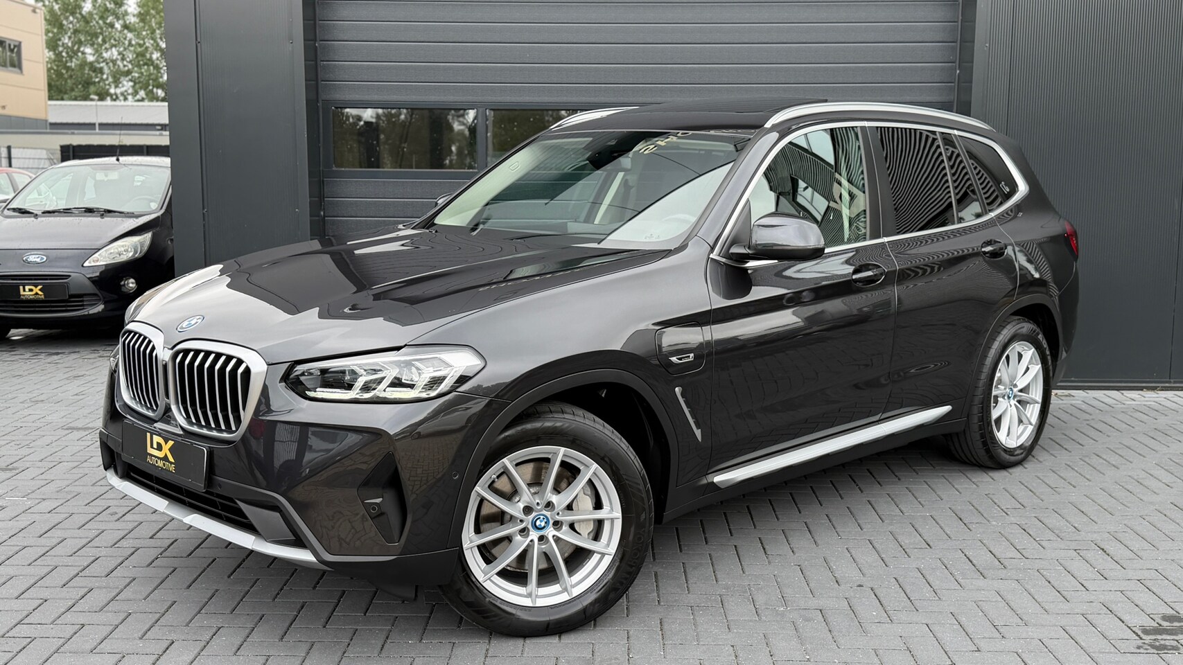 BMW X3 - XDrive30e High Executive Pano|Keyless|Camera|Leder - AutoWereld.nl
