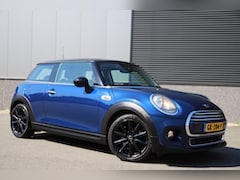 MINI Cooper - 1.5 136pk *Automaat*/Chili /Cruise/Two-Tone/17"/led