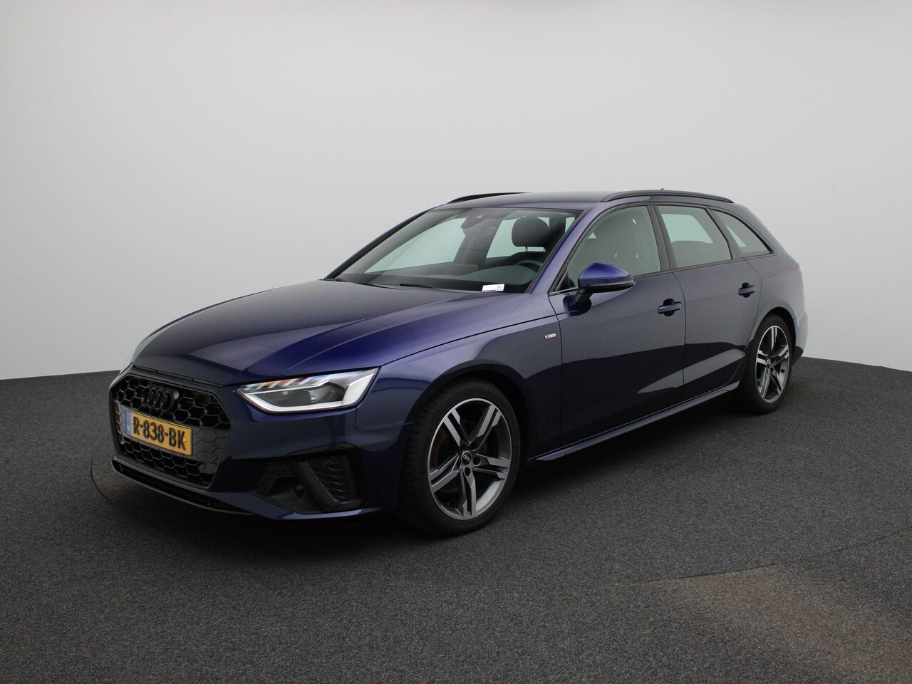 Audi A4 Avant - 35 TFSI S Edition 150PK | Automaat | Virtual Cockpit | Navigatie | Zwarte Details | Elektr - AutoWereld.nl