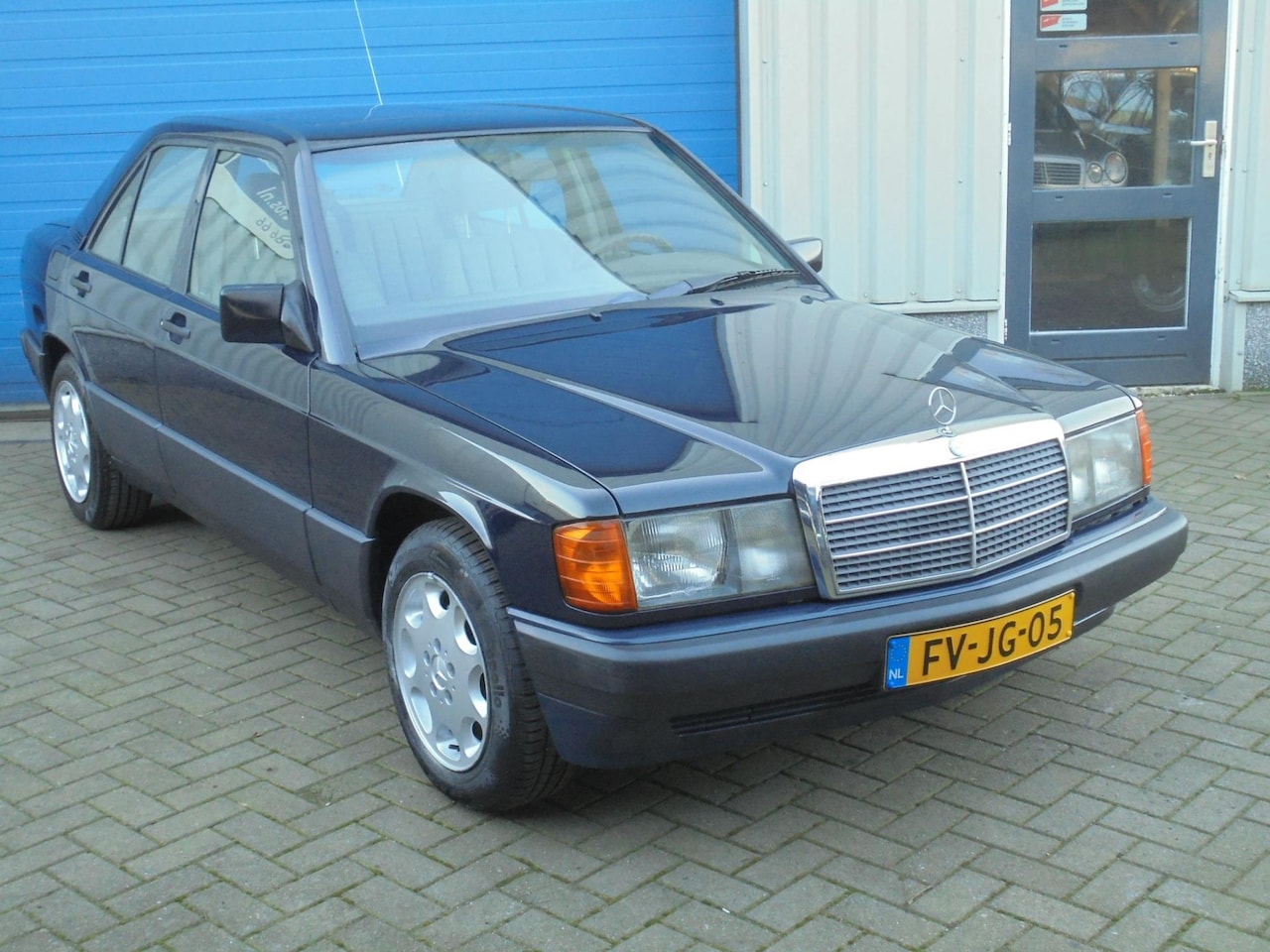 Mercedes-Benz 190-serie - 1.8 E AIRCO AUTOMAAT SCHUIFDAK - AutoWereld.nl