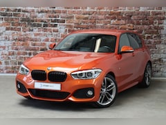 BMW 1-serie - 118i Executive M Sport Pakket 5 deurs / Navigatie Professional / LED / Trekhaak / 18 Inch