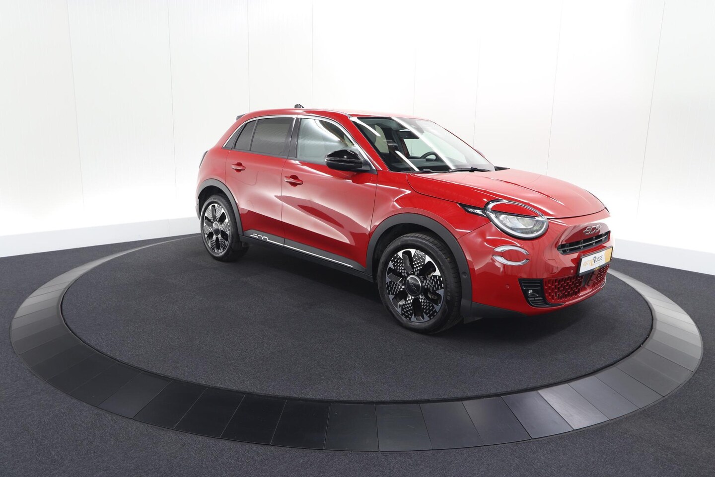 Fiat 600 - 1.2 Hybrid La Prima | Elektrische Achterklep | Adaptieve Cruise Control | Dodehoekdetectie - AutoWereld.nl