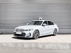 BMW 3-serie - Sedan 320i M Sport | Harman Kardon