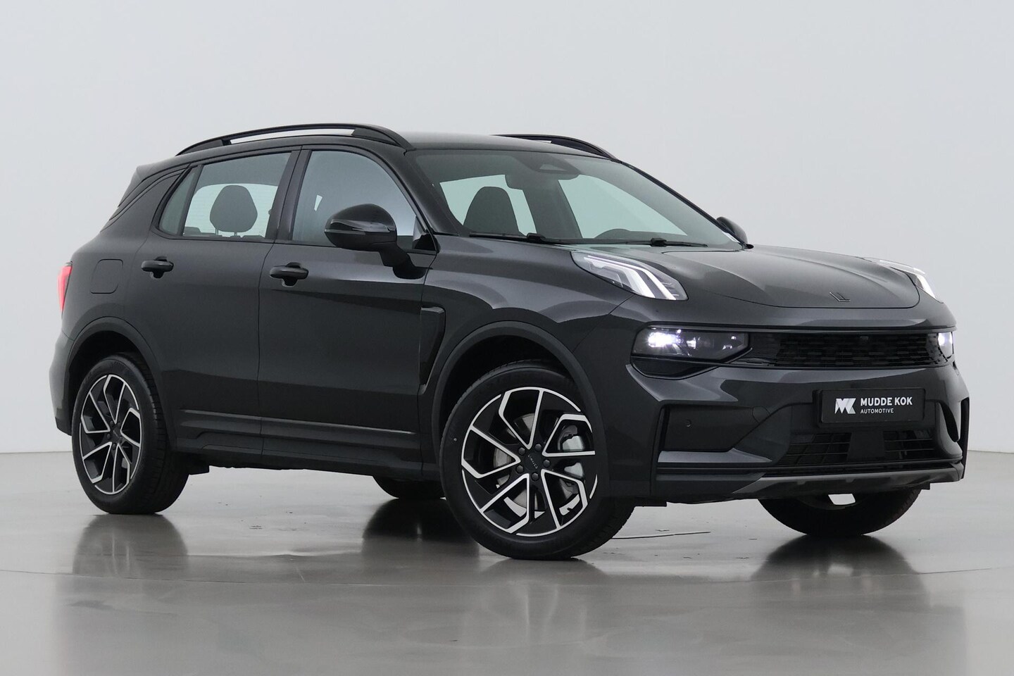 Lynk & Co 01 - 1.5 Core | ACC | Camera | Carplay | 19 inch | LED | Draadloos opladen - AutoWereld.nl