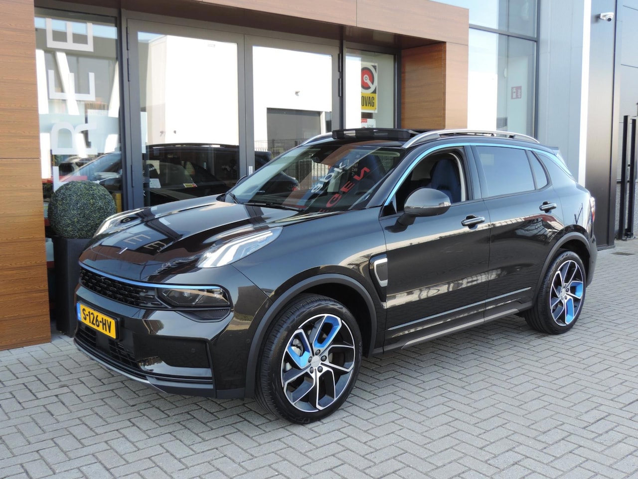Lynk & Co 01 - 1.5 50.000km | SOH 95% | NL-auto | 360 Camera | Panodak | Infinity | 20” | CarPlay | LED k - AutoWereld.nl