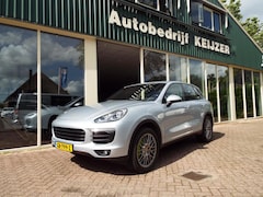 Porsche Cayenne - 3.0 S E-Hybrid CAMERA-TREKHAAK-NL AUTO-NAP-BOVAG