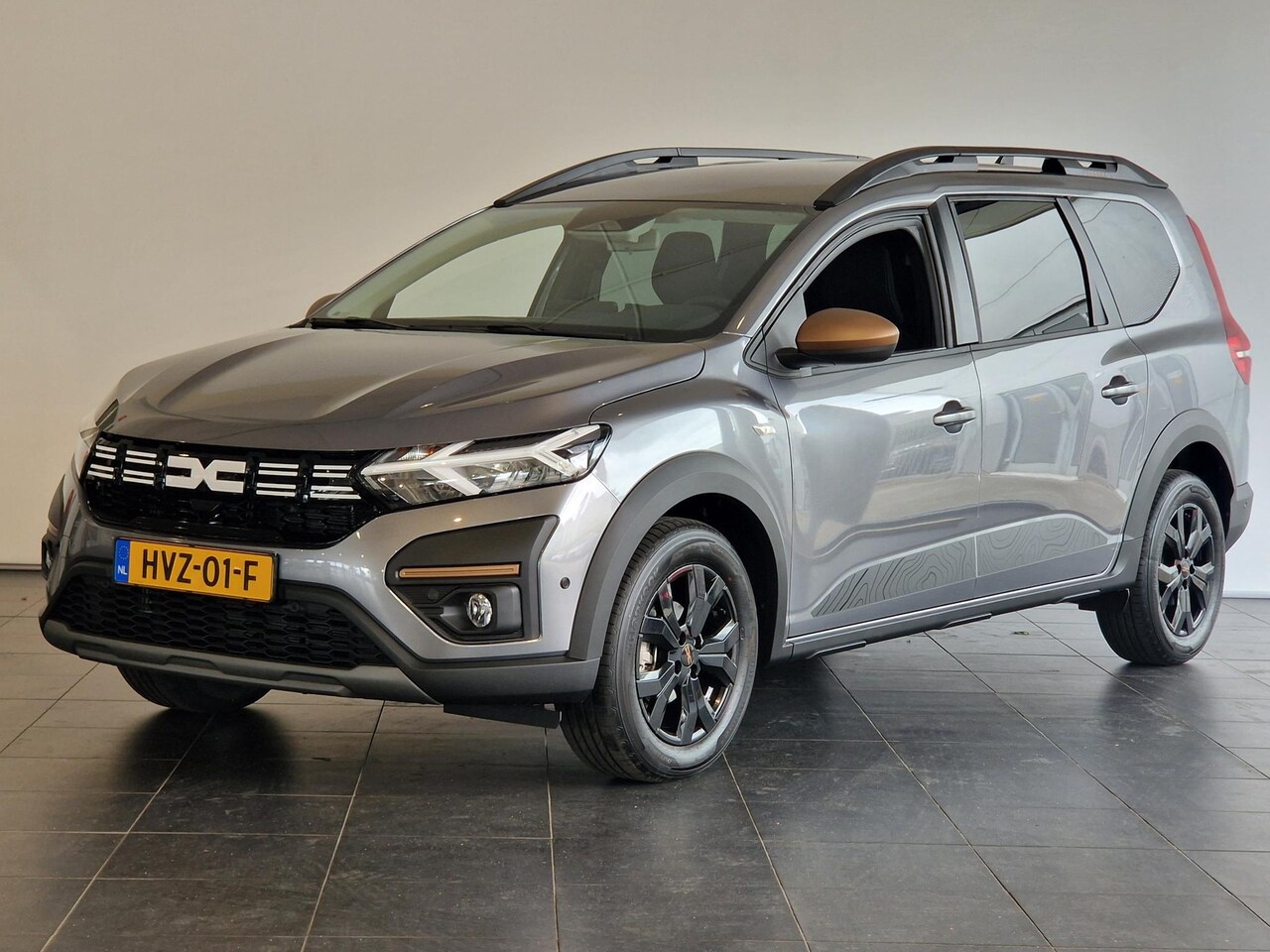 Dacia Jogger - 1.0 TCe 110 Extreme 5p. | DEMO | ACHTERUITRIJCAMERA | PARKEERSENSOREN RONDOM | CLIMATE CON - AutoWereld.nl