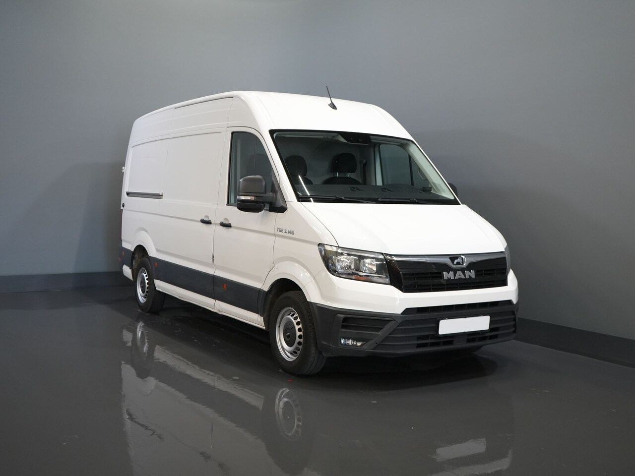MAN TGE - 3.140 140 pk 2.0 TDI DSG Aut. L3H3 EXPORT 270Gr.Deuren/ Gev.Stoel/ Navi/ Carplay/ Camera/ - AutoWereld.nl