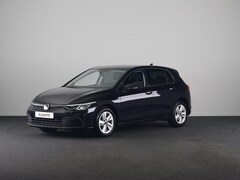 Volkswagen Golf - 1.0 eTSI Life 110 PK | Automaat (DSG) | Navigatie | Camera | Parkeersensoren