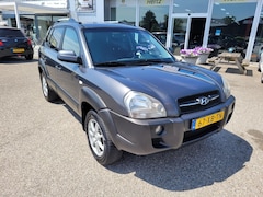 Hyundai Tucson - 2.0i Style
