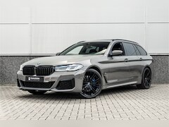 BMW 5-serie Touring - 530i High Executive M-Sport 20inch / Bernina Grau / Pano / Camera / Laser