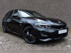 BMW 3-serie Touring - 330e High Executive M-Pakket, Pano, Apple Carplay, Achteruitrijcamera, Carbon