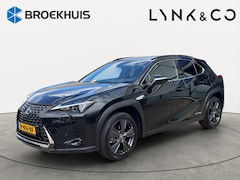 Lexus UX - 250h Executive Line | Trekhaak | Stoelverwarming | Cruise control | Achteruitrij