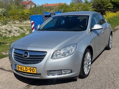 Opel Insignia - 1.4 Turbo EcoFLEX Design Edition ECC Audio-CD/MP3 Navigatie LMV 18" ESP Cruisecontrol ASR