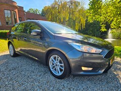 Ford Focus Wagon - 1.0 Titanium AIRCO/cruise *apk:05-2027