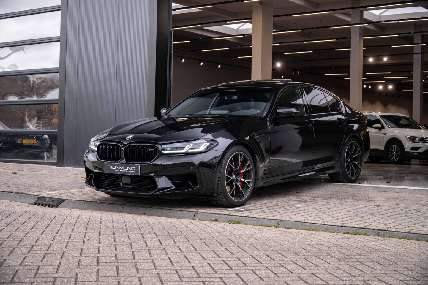 BMW M5 - 5-serie BMW - Competition 625PK EX-BPM|Schuif-kantel | Head-up | Harman Kardon | - AutoWereld.nl