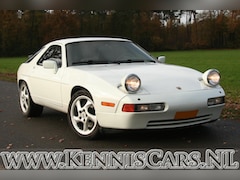 Porsche 928 - 1988 S4 Coupe Coupe