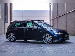 Volkswagen Golf - 2.0 TSI 4Motion R Performance Orig. NL/ Akrapovic/Panoramadak/Navigatie/Achteruitrijcamera