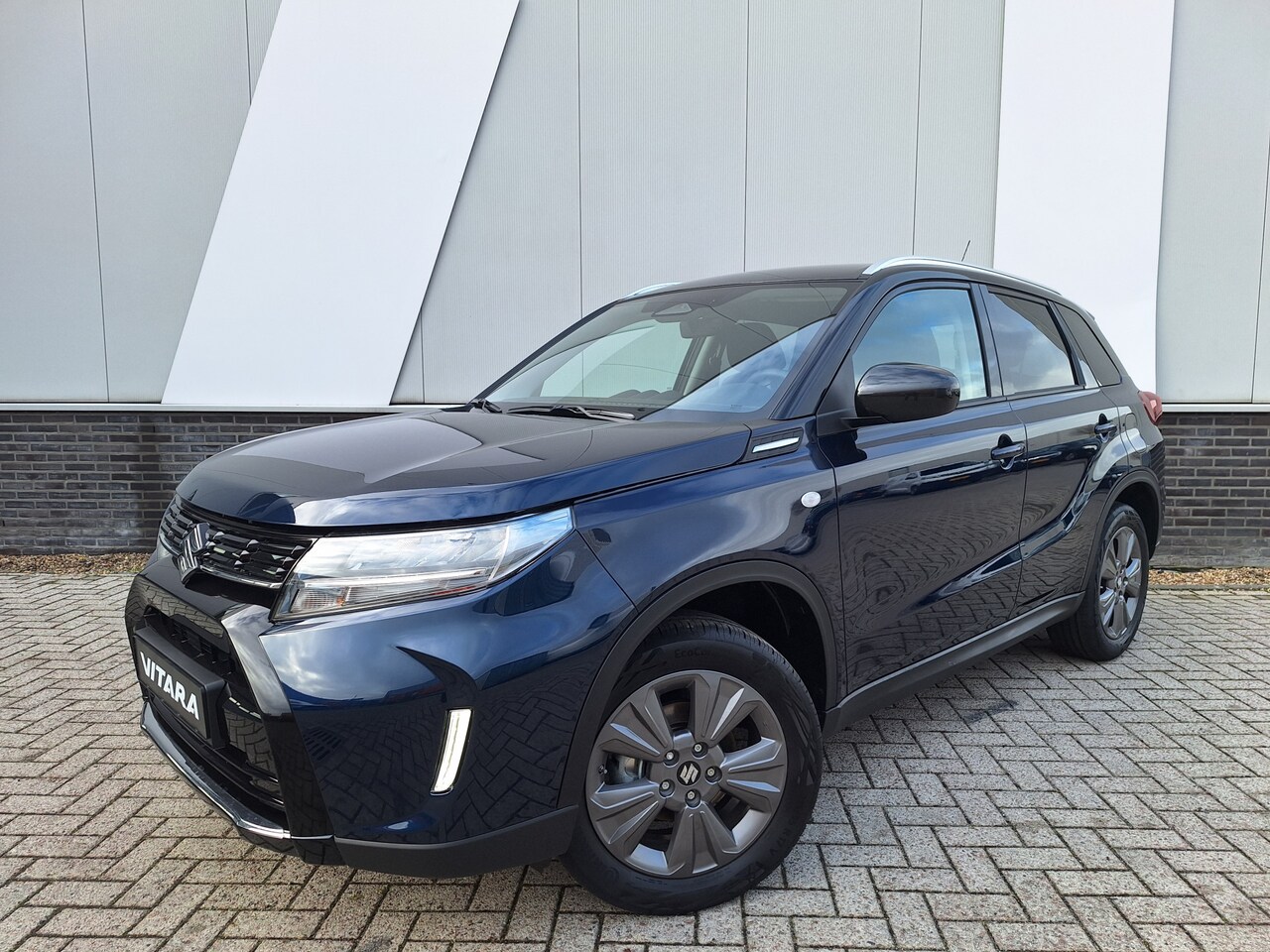 Suzuki Vitara - 1.4 Boosterjet Smart Hybrid Select Ad Cruise Apple/Android auto PDC achter Dode hoek detec - AutoWereld.nl