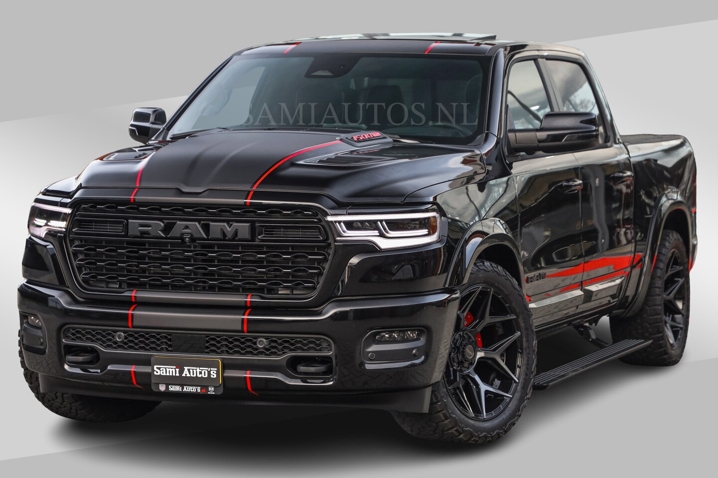 Dodge Ram Pick Up - LIMITED 5.7 V8 HEMI | €79950,- excl excl | MAXIMAAL UITGERUST | DUBBELE CABINE | 5 PERSOON - AutoWereld.nl