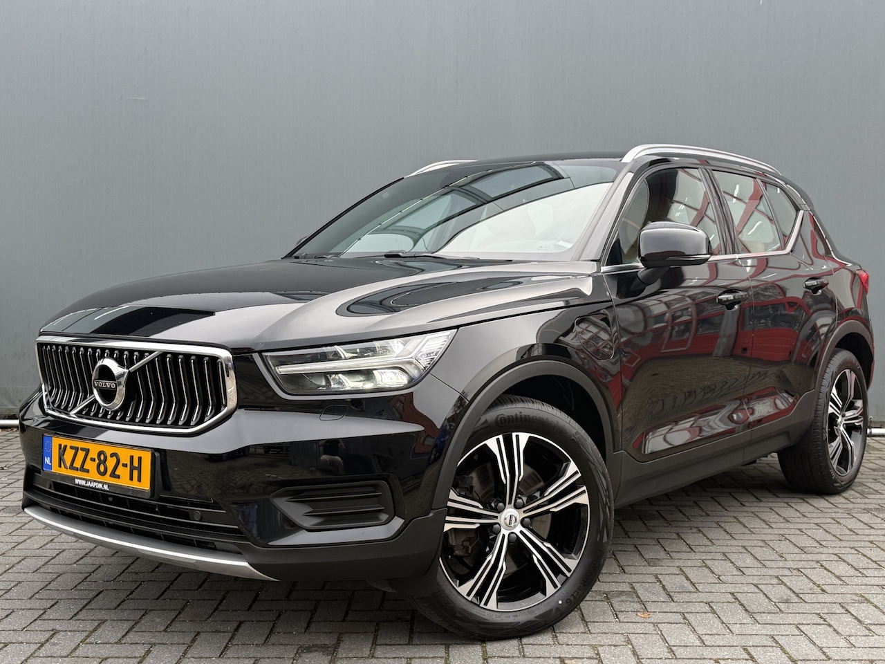 Volvo XC40 - BWJ 2021 1.5 T5 262 PK Recharge Inscription ELEKTR. TREKHAAK | VOL LEDER | ADAPTIVE CRUISE - AutoWereld.nl