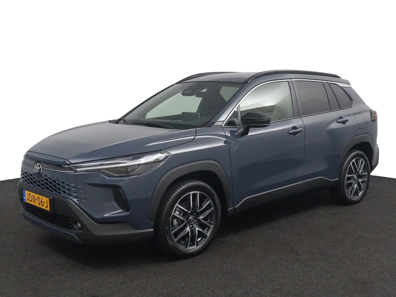 Toyota Corolla Cross - Hybrid 180 Executive Trekhaak | Elektrische achterklep | Parkeersensoren Voor + Achter | V - AutoWereld.nl
