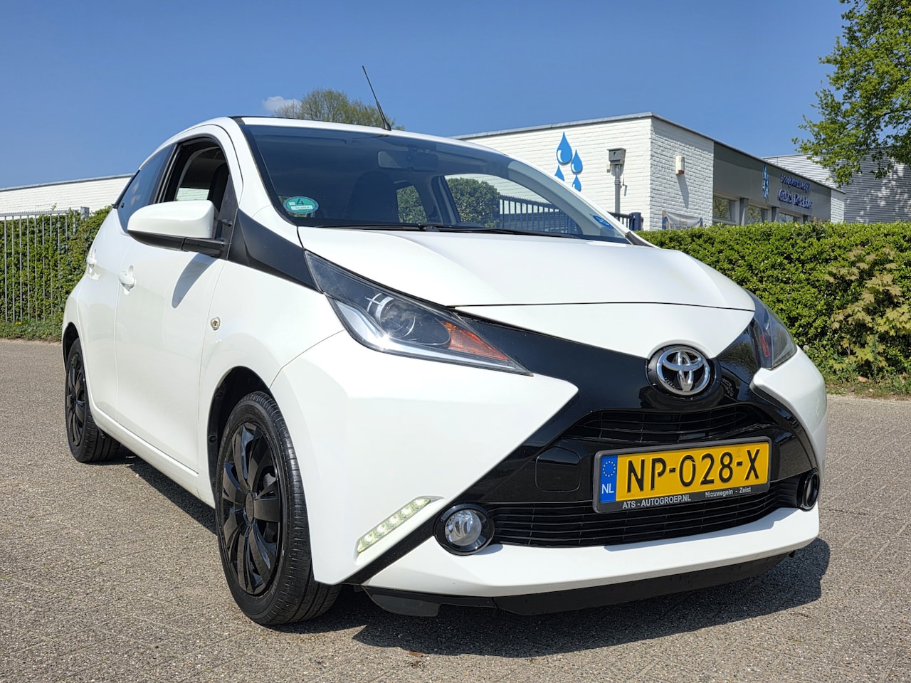 Toyota Aygo - 1.0 x-Wave CabrioTop! 1e Eig! Camera! Apk 10-2027! Zondag OPEN! - AutoWereld.nl