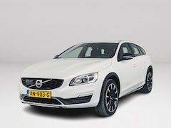 Volvo V60 Cross Country - 2.0 D3 Polar+ | Parkeersensoren achter | Stoelverwarming | Cruise control | Trekhaak
